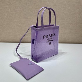 Prada Сумка с пайетками Артикул： 1BG417 Пайетки Эта сумка-тоут у