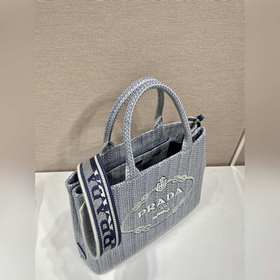 PRADA Вышитая сумка-тоут Модель： 1BA342 Вышивка Эта сумка-тоут и