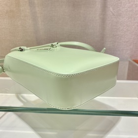 Prada Маленькая сумка с ручкой Модель： 1BA331 Эта лаконичная сум