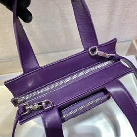 Prada Новая женская сумка Модель： 1BG418 Эта сумка изготовлена и
