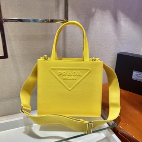 Prada Новая сумка-тоут Модель： 1BG382 Треугольный логотип был об
