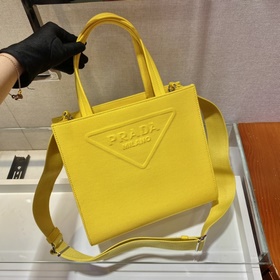 Prada Новая сумка-тоут Модель： 1BG382 Треугольный логотип был об