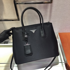 Prada Новая сумка для покупок Артикул： 1BG775 Эта новая версия с