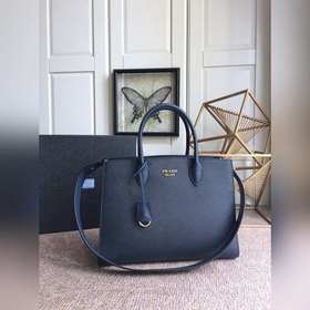 PRADA Новая женская сумка, артикул： PR153, черный Классическая и