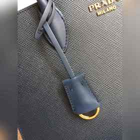 PRADA Новая женская сумка, артикул： PR153, черный Классическая и