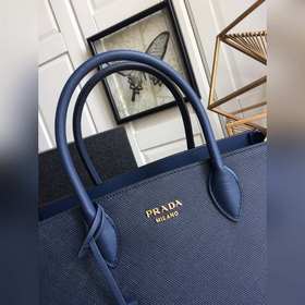 PRADA Новая женская сумка, артикул： PR153, черный Классическая и
