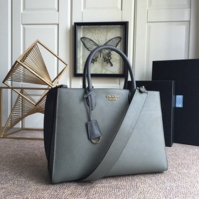 PRADA  Новая женская сумка, артикул： PR153, серый Классическая и