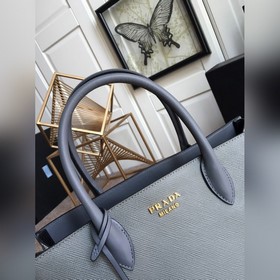 PRADA  Новая женская сумка, артикул： PR153, серый Классическая и