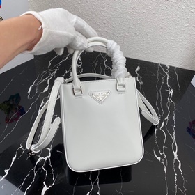 PRADA Новая мини-сумка-бакет Модель： 1BA331 Новая сумка-бакет из 