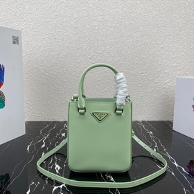 PRADA Новая мини-сумка-бакет Модель： 1BA331 Новая сумка-бакет из