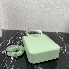 PRADA Новая мини-сумка-бакет Модель： 1BA331 Новая сумка-бакет из 