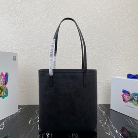 Новая сумка Prada Модель： 1BG342 Эта сумка-тоут изготовлена из ко