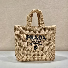 Prada Сумка из волокна Модель： 1BG408 Эта сумка из волокна выпол
