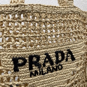 Prada Сумка-тоут из волокна кокосового ореха Артикул： 1BG393 Эта