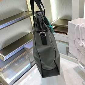 Новая нейлоновая сумка Prada Артикул： 2VG064 Импортный нейлоновы