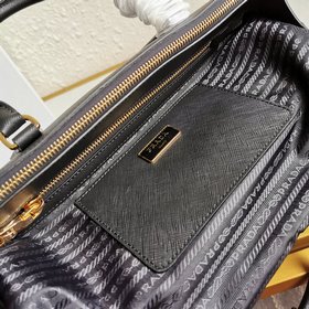 PRADA (большой размер, 32 см) Суперпопулярная сумка Saffiano из 