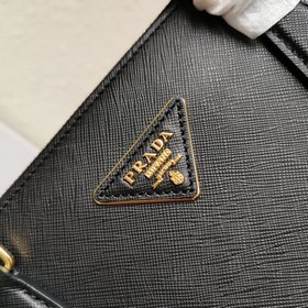 PRADA (большой размер, 32 см) Суперпопулярная сумка Saffiano из 
