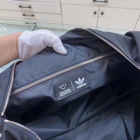 PRADA  Совместный дизайн ad и Pd Модель： 2VC015 Два крупных брен