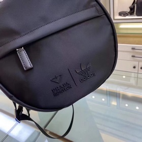 PRADA  Совместный дизайн ad и Pd Модель： 2VC015 Два крупных брен