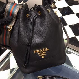 Prada &nbsp; Популярная сумка-ведро Модель： 1BE018 Сумка-ведр