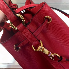 Новая модель Prada： 1BZ032 Сумка-ведро Изготовлена из импортной к