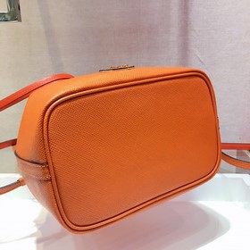 Новая модель Prada： 1BZ032 Сумка-ведро Изготовлена из импортной к