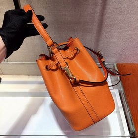Новая модель Prada： 1BZ032 Сумка-ведро Изготовлена из импортной к