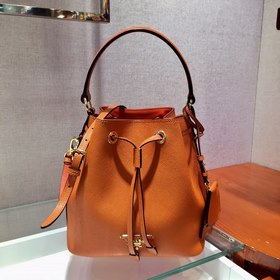 Новая модель Prada： 1BZ032 Сумка-ведро Изготовлена из импортной к