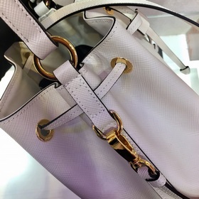 Новая модель Prada： 1BZ032 Сумка-ведро Изготовлена из импортной к