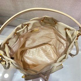Prada Классическая сумка-бакет Артикул： 1BH038 Изготовлена из и