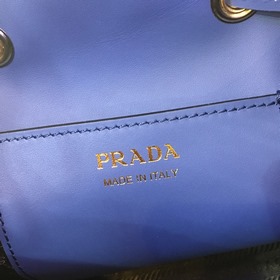 PRADA Новый номер модели： 1BZ032 Сумка-бакет Изготовлена из импор
