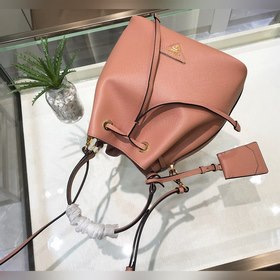 PRADA Модель： 1BE032 (сумка-ведро) Новая модель сумки-ведра от P