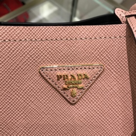PRADA Двойная сумка-ведро Артикул： 1BA212 Популярная во всем мир