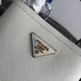 Модель Prada： 1BA217 (мини-размер) Сумка-бочка из кожи Saffiano К