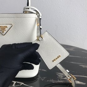 Модель Prada： 1BA217 (мини-размер) Сумка-бочка из кожи Saffiano К