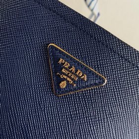 Модель Prada： 1BA217 (мини-размер) Сумка-бочка из кожи Saffiano К