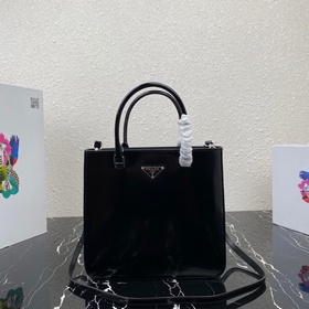 Prada Новая модель (большой размер) женская сумка Артикул： 1BA33