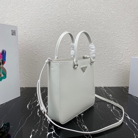 Prada Новая модель (большой размер) женская сумка Артикул： 1BA33