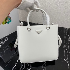 Prada Новая модель (большой размер) женская сумка Артикул： 1BA33