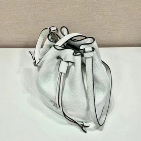 Prada Новая сумка-бакет с двумя ремнями Модель 1BE060 Двойные рем
