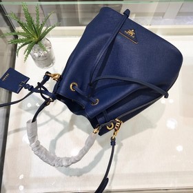 Prada Артикул： 1BE032 (сумка-ведро) Новая модель сумки-ведра от