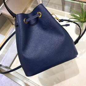 Prada Артикул： 1BE032 (сумка-ведро) Новая модель сумки-ведра от 