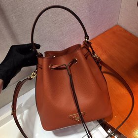 Prada Новый номер модели： 1BZ032 Сумка-ведро Изготовлена из импо