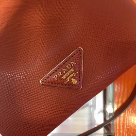 Prada Новый номер модели： 1BZ032 Сумка-ведро Изготовлена из импо