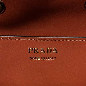 Prada Новый номер модели： 1BZ032 Сумка-ведро Изготовлена из импо
