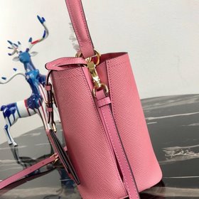 Модель Prada： 1BA217 (мини-размер) Сумка-бочка из кожи Saffiano К
