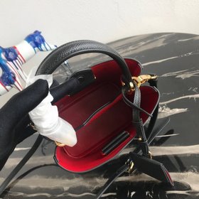 Модель Prada： 1BA217 (мини-размер) Сумка-бочка из кожи Saffiano К