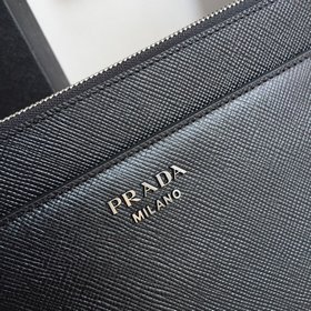 Модель Prada： 2NG005 Сумка-клатч Изготовлена из импортной кожи с 