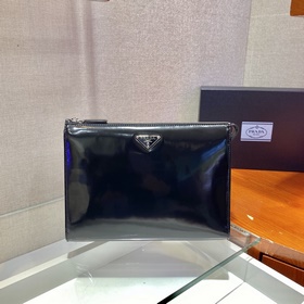 PRADA Новая сумка Модель： 2VF030 Глянцевая новая сумка Эта сумка