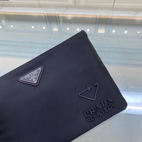 Prada, модель 2VD006, мужская сумка Изготовлена из переработанног